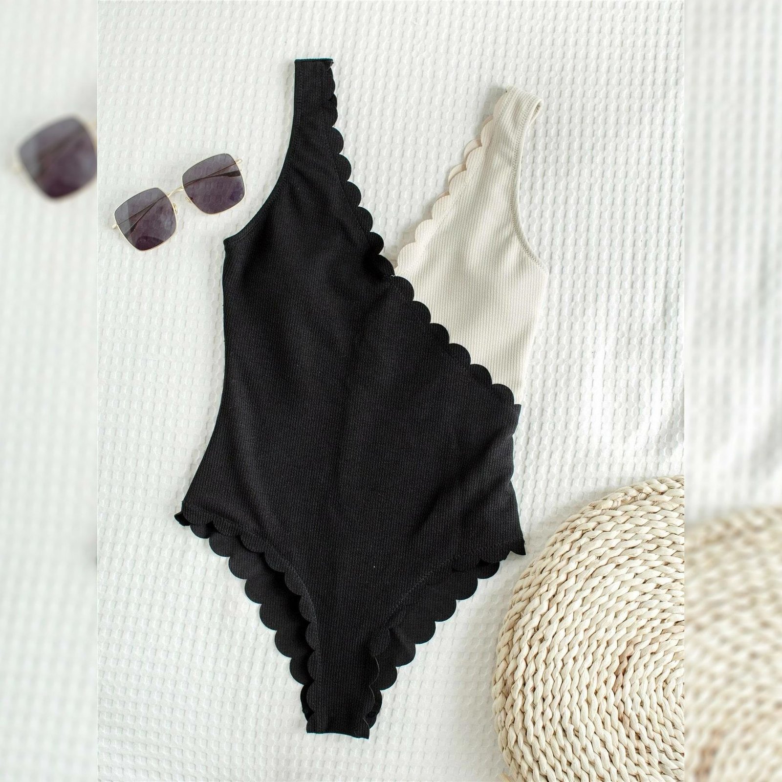 Two Tone Scallop Trim One Piece Swimsuit - Image 2